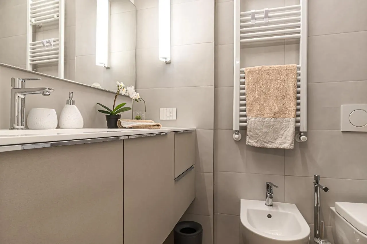 Porta Palio Luxury Apartment Верона