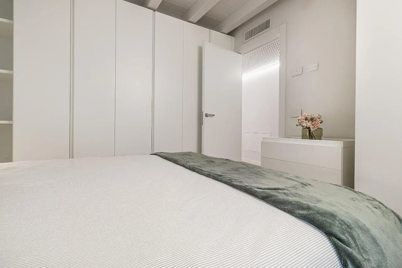 Porta Palio Luxury Apartment Verona Italy